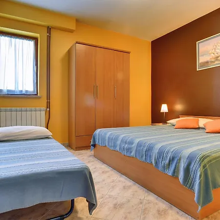 Mytilus, A Beautiful With A Fantastic Sea View Trgetari